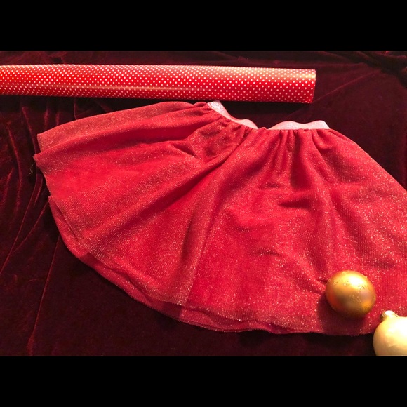 Sparkly Red Tulle Skirt 🎁🌹♥️ - Picture 2 of 6
